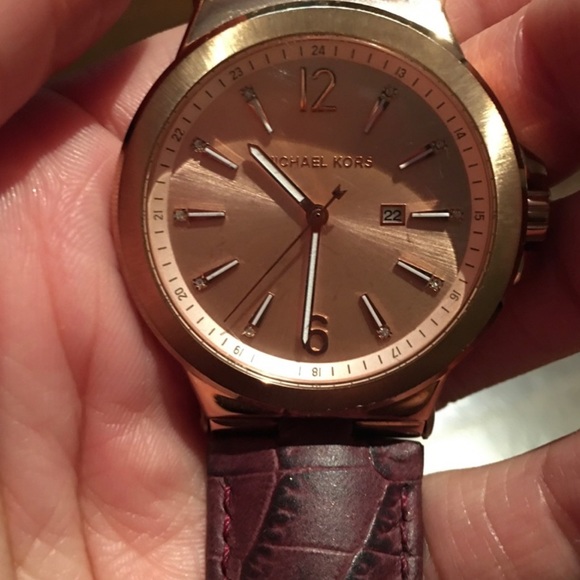 Rose Gold Michael Kors Watch - Picture 3 of 4